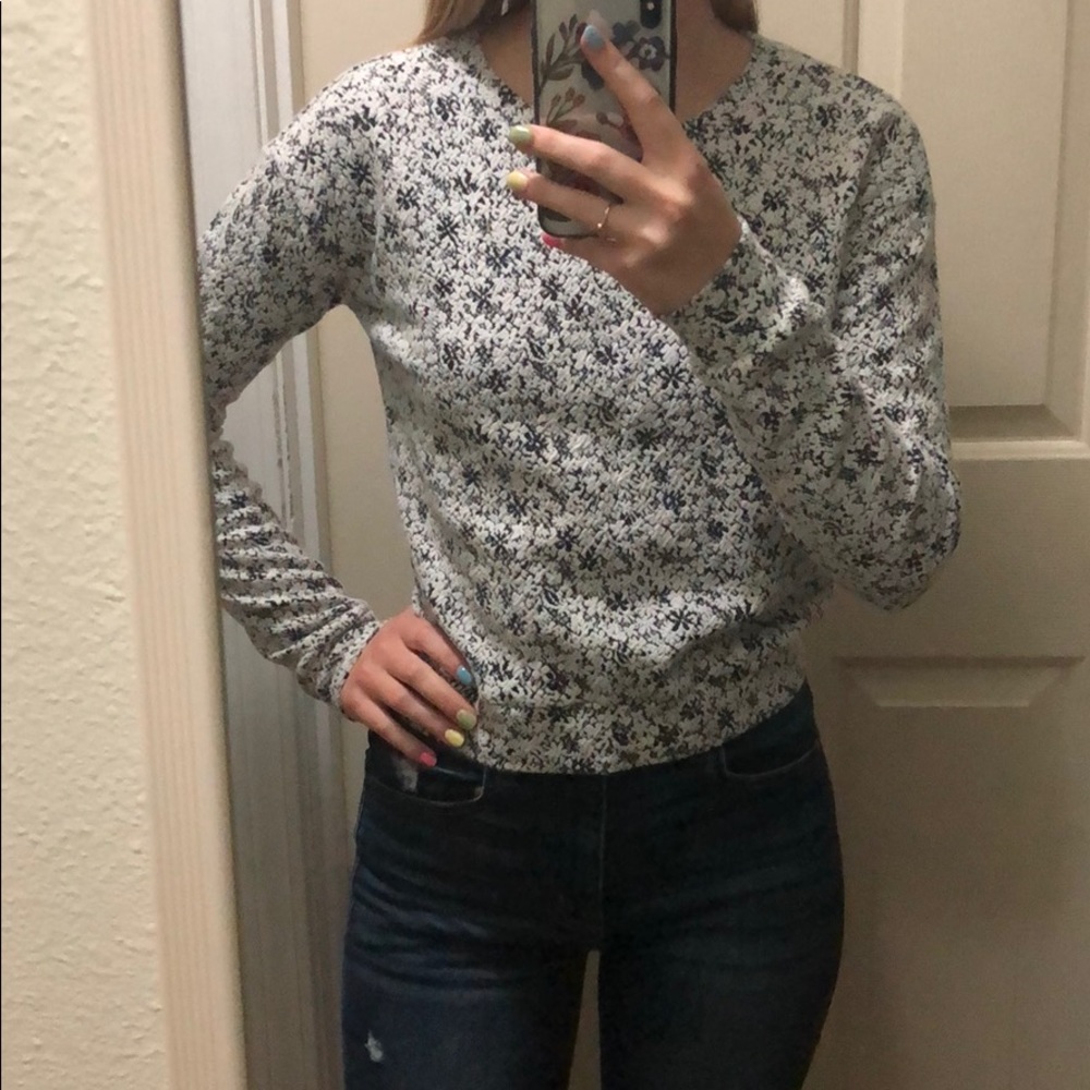 Crew neck sweater